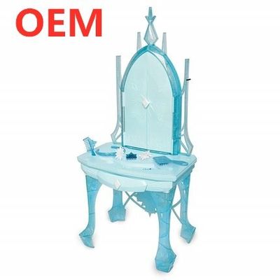 OEM کارخانه سفارشی موسیقی نور عملکردهای پلاستیکی زیبا پرنسس بچه لباس پوشیدن اسباب بازی